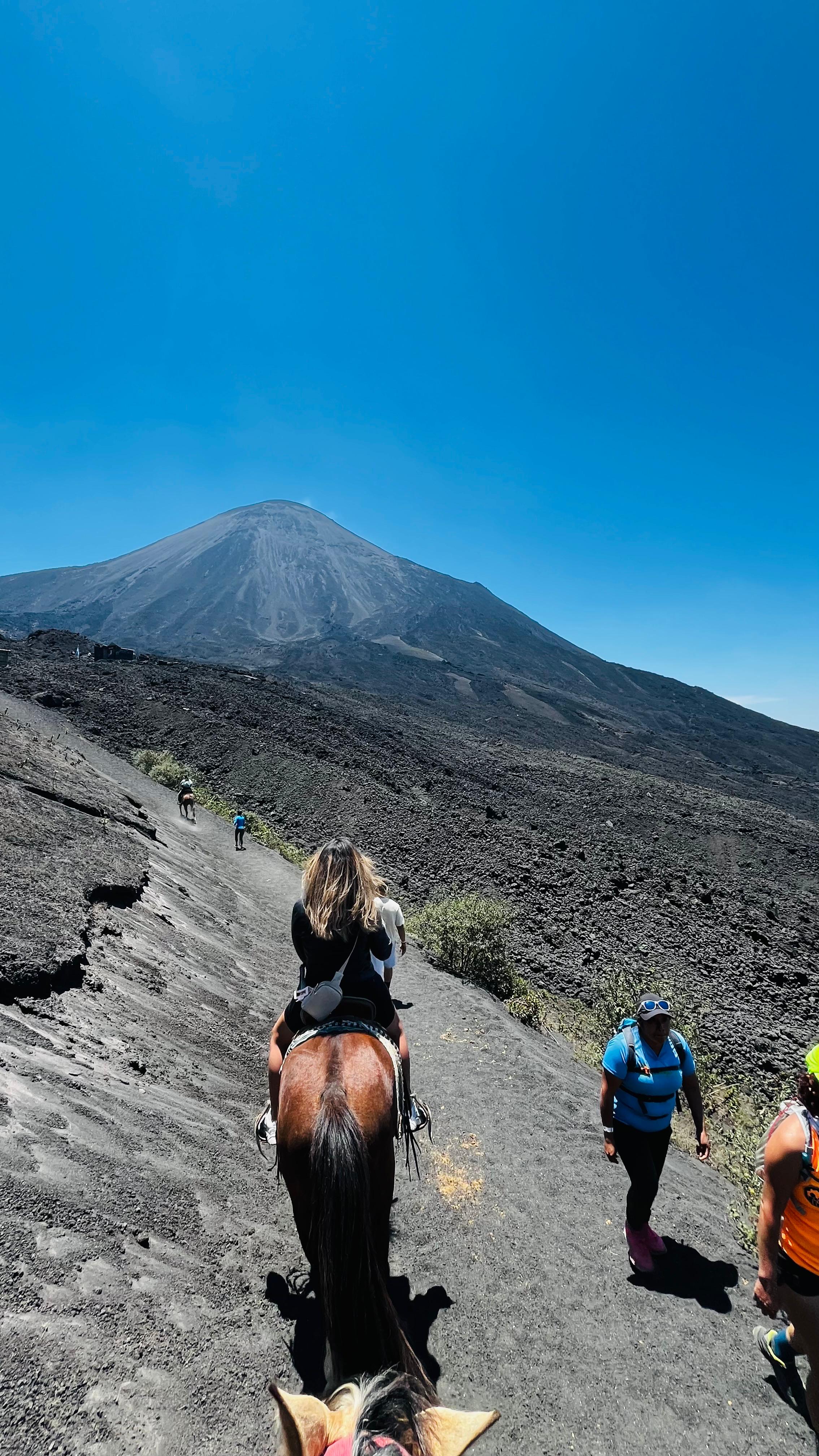 Llegado a caballo al Pacaya
